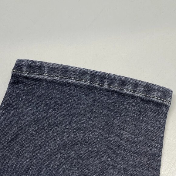 Closed Women’s Baker Skinny Jeans Size 29 Rain Gray Slight Distress - Picture 7 of 12